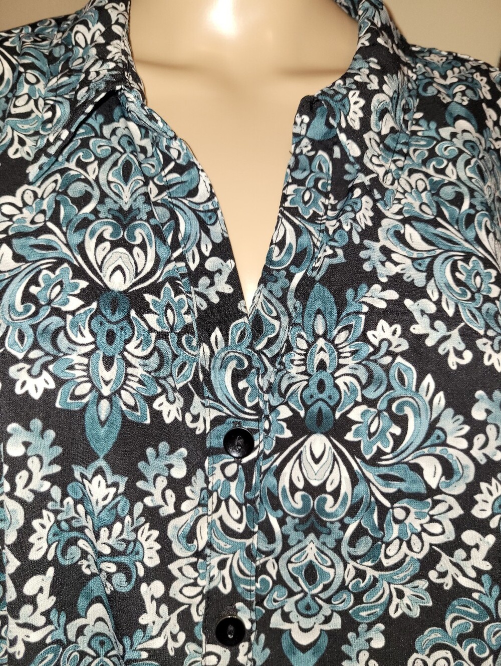 Catherines Brand Teal, Black & White Button Down Blouse Size 3X. - Picture 3 of 5